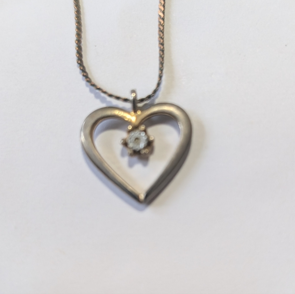 Silver Tone Open Heart Pendant Necklace Minimalist Romantic Chain Jewelry Gift